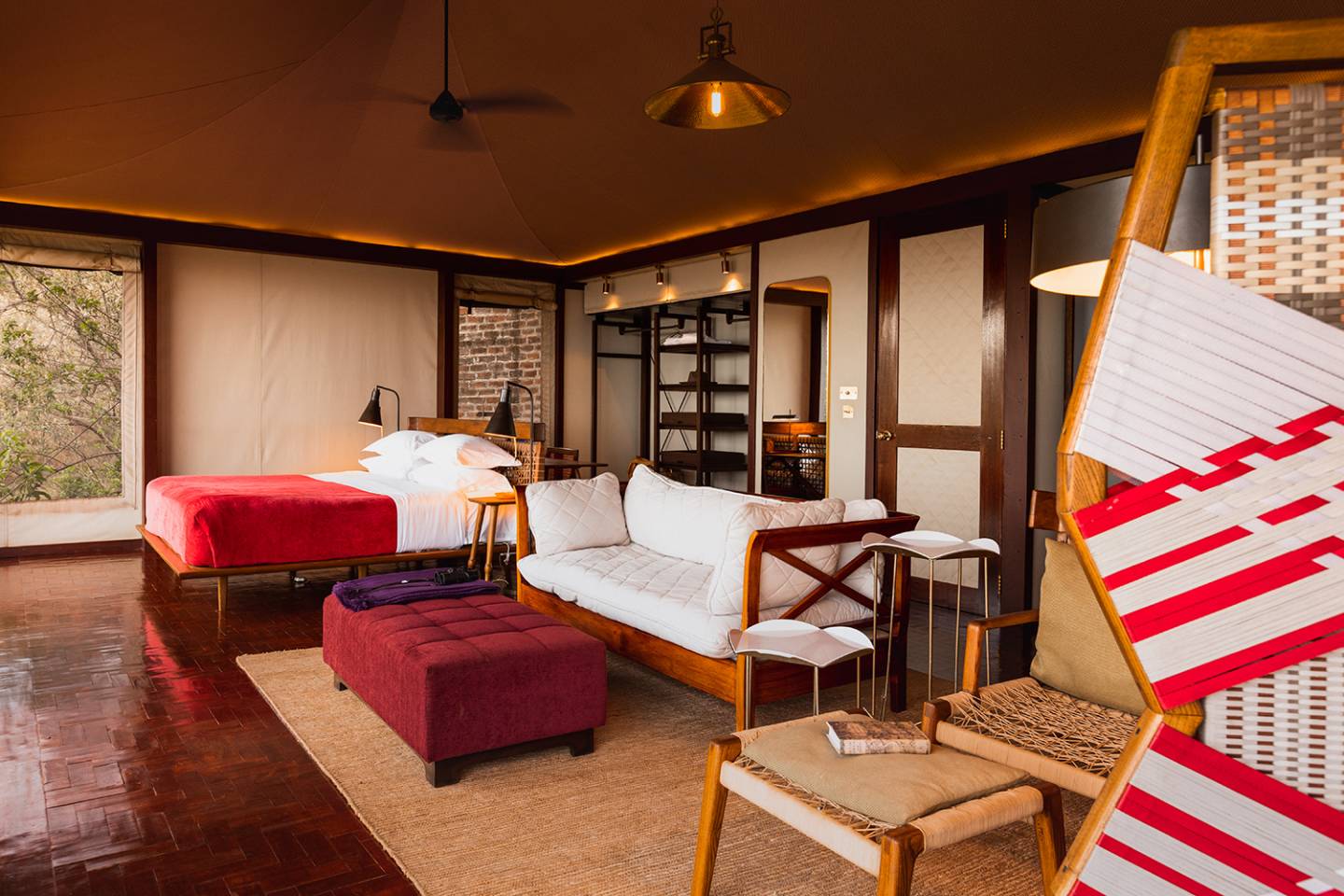 Around the World: A Luxury Tour By Private Jet – November 2, 2026