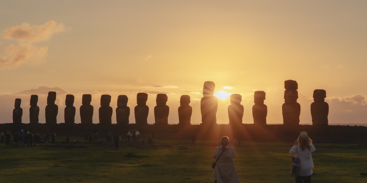 moai easter island