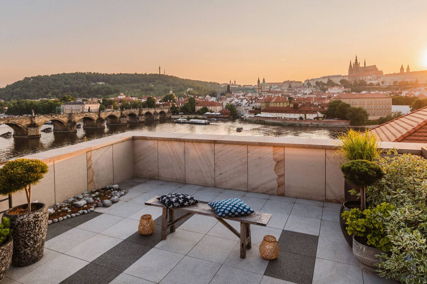 Timeless Encounters – February 2, 2026